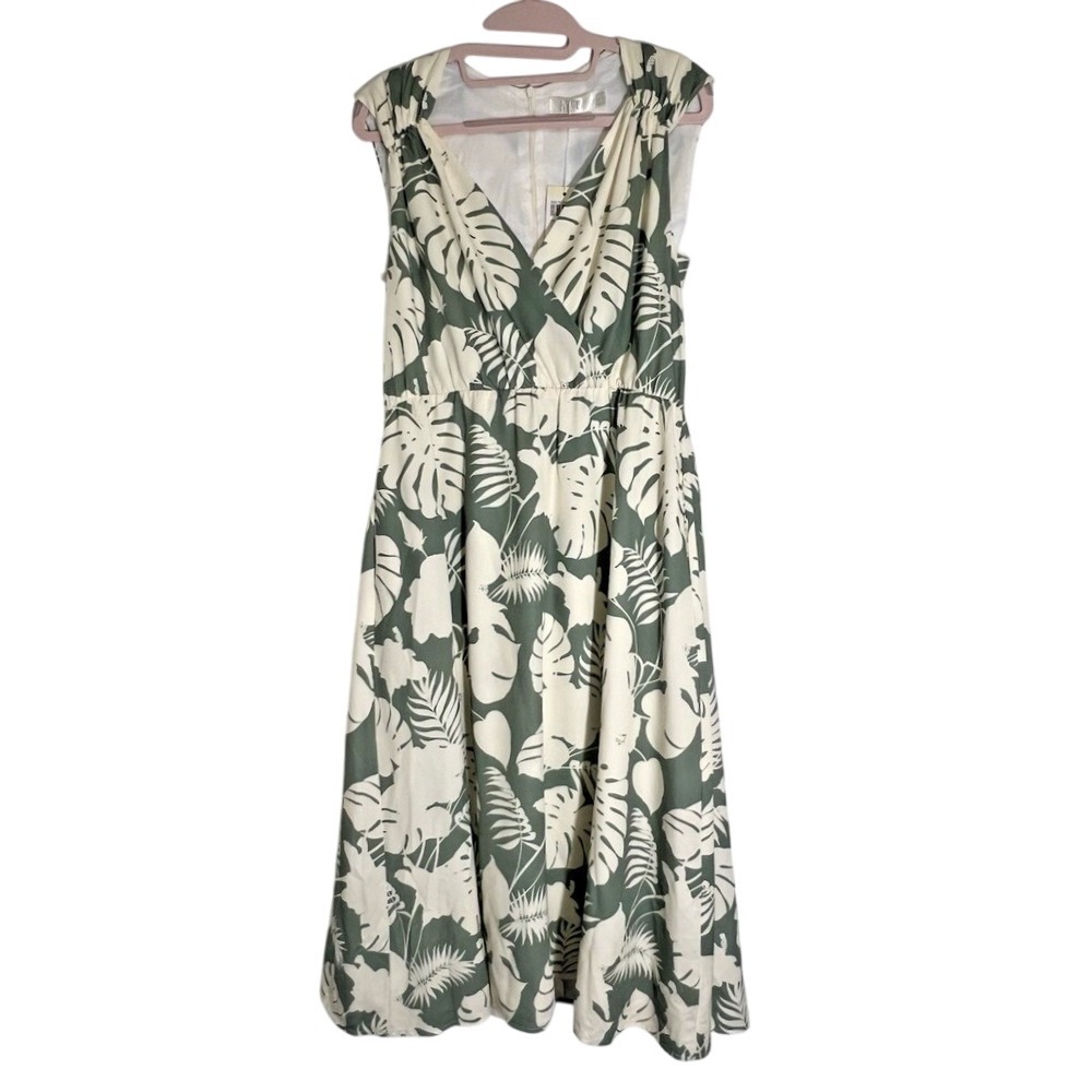 Sleeveless Green and Cream Tropical Print Midi Dress